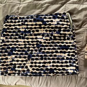 Multi colored miniskirt, barely worn in great condition